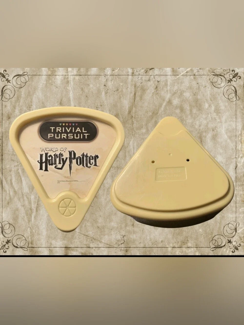 WORLD OF HARRY POTTER TRIVIAL PURSUIT HASBRO & UNO HARRY POTTER EDITION MATTEL